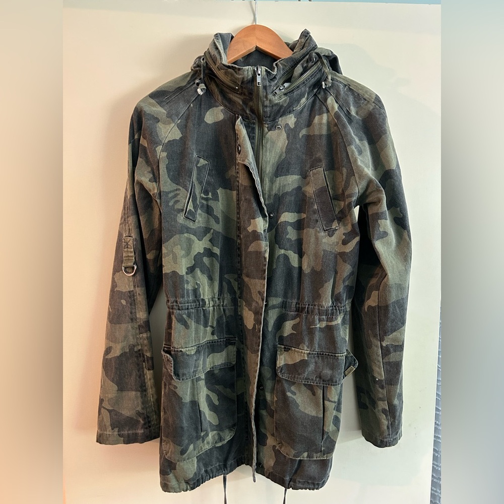 Camouflage Hooded Jacket